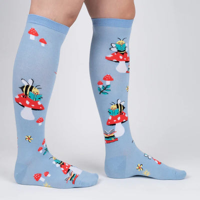 I’d Rather Bee Reading Knee High Socks | Women's